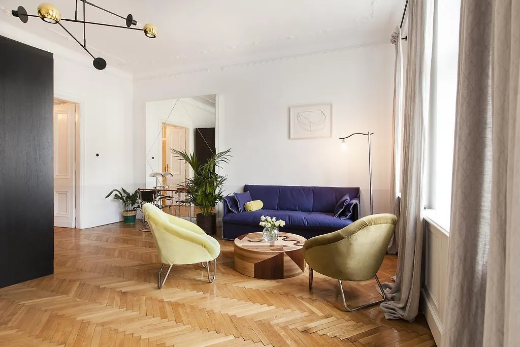 B&B Autor Rooms Warszawa Polen