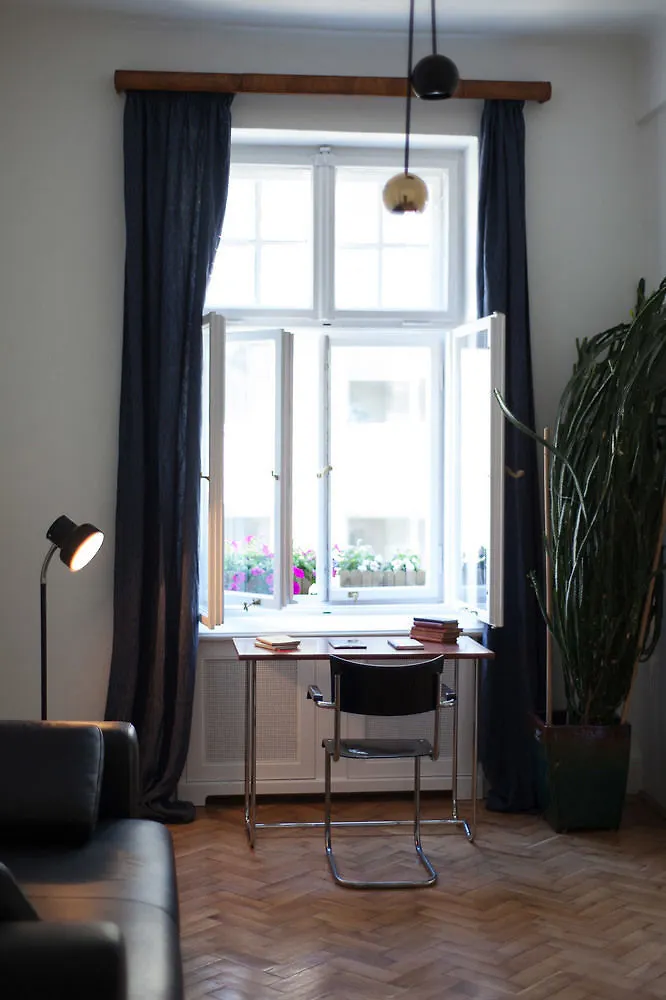 Bed & Breakfast B&B Autor Rooms Warszawa